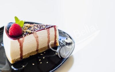 TORT CU RICOTTA SI FRUCTE DE PADURE